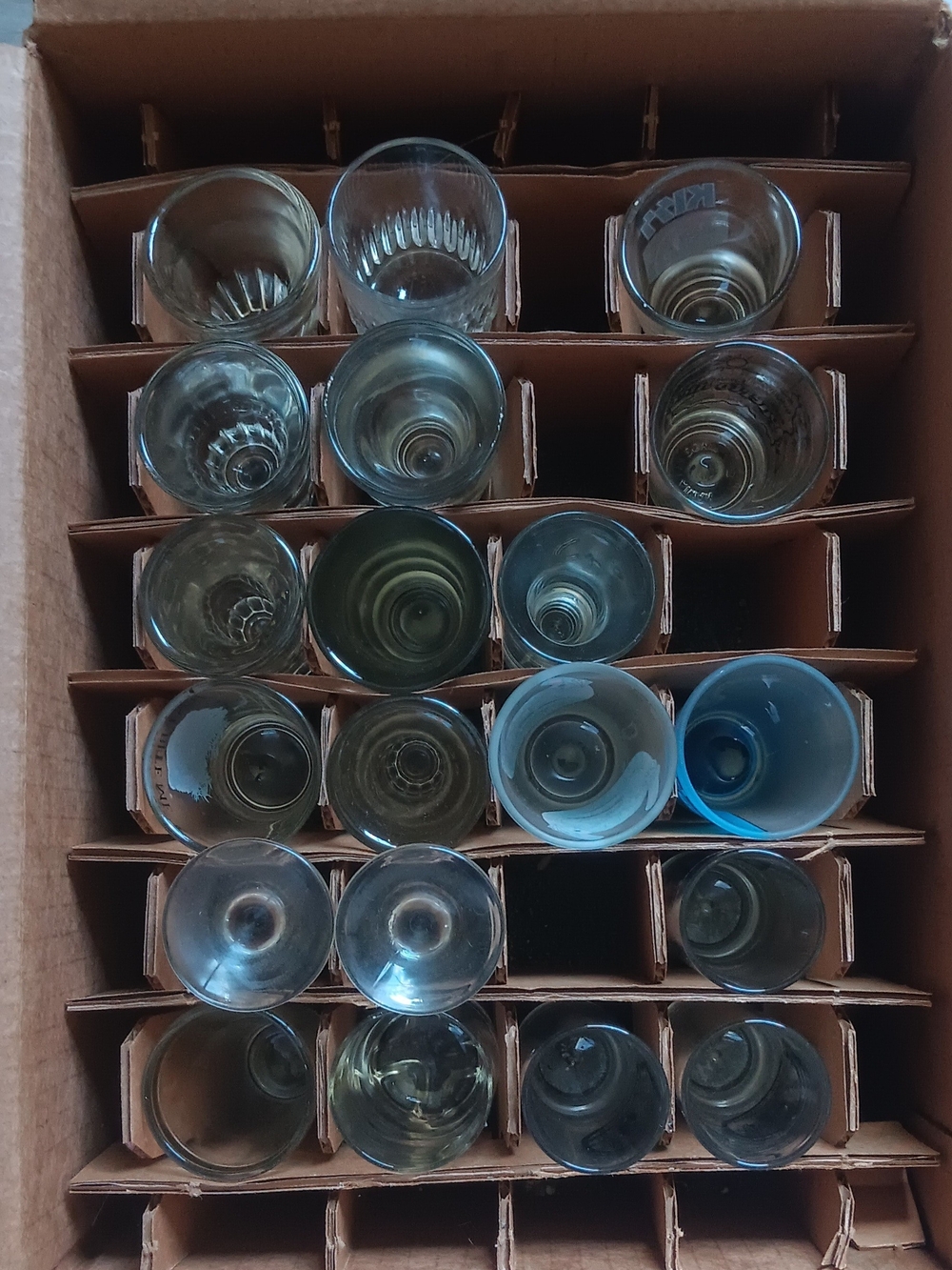 20 Shot Glasses. Mics. Styles. States Kiss Band..